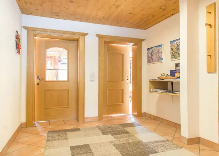 Apartment Haus Gleinser - *