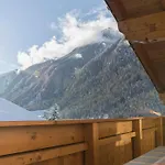 Haus Gleinser - *