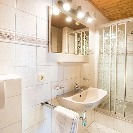 Haus Gleinser - Apartmán Neustift im Stubaital